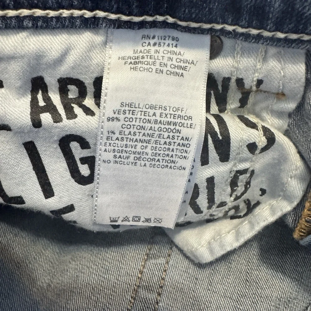 True Religion Frayed‎ Finn Slim Tapered Zippered Ankles Distressed Blue Jeans 31